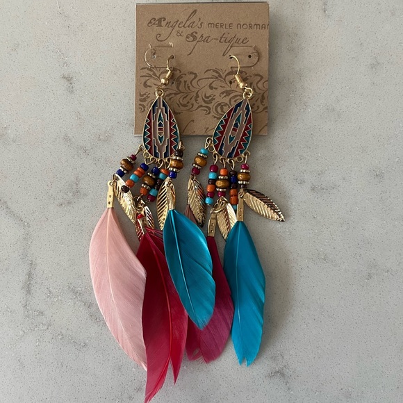 NEW FEATHER TASSEL EARRINGS - Picture 1 of 4